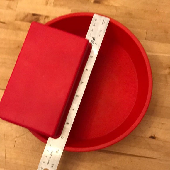 Dexas Silicone pop and store colander, pan & tray - Picture 7 of 8